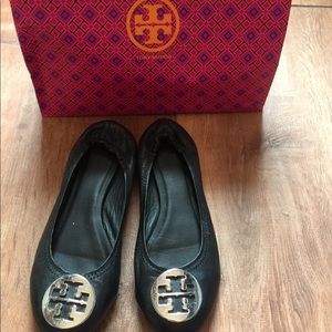 Tory Burch Reva Black Flats like new